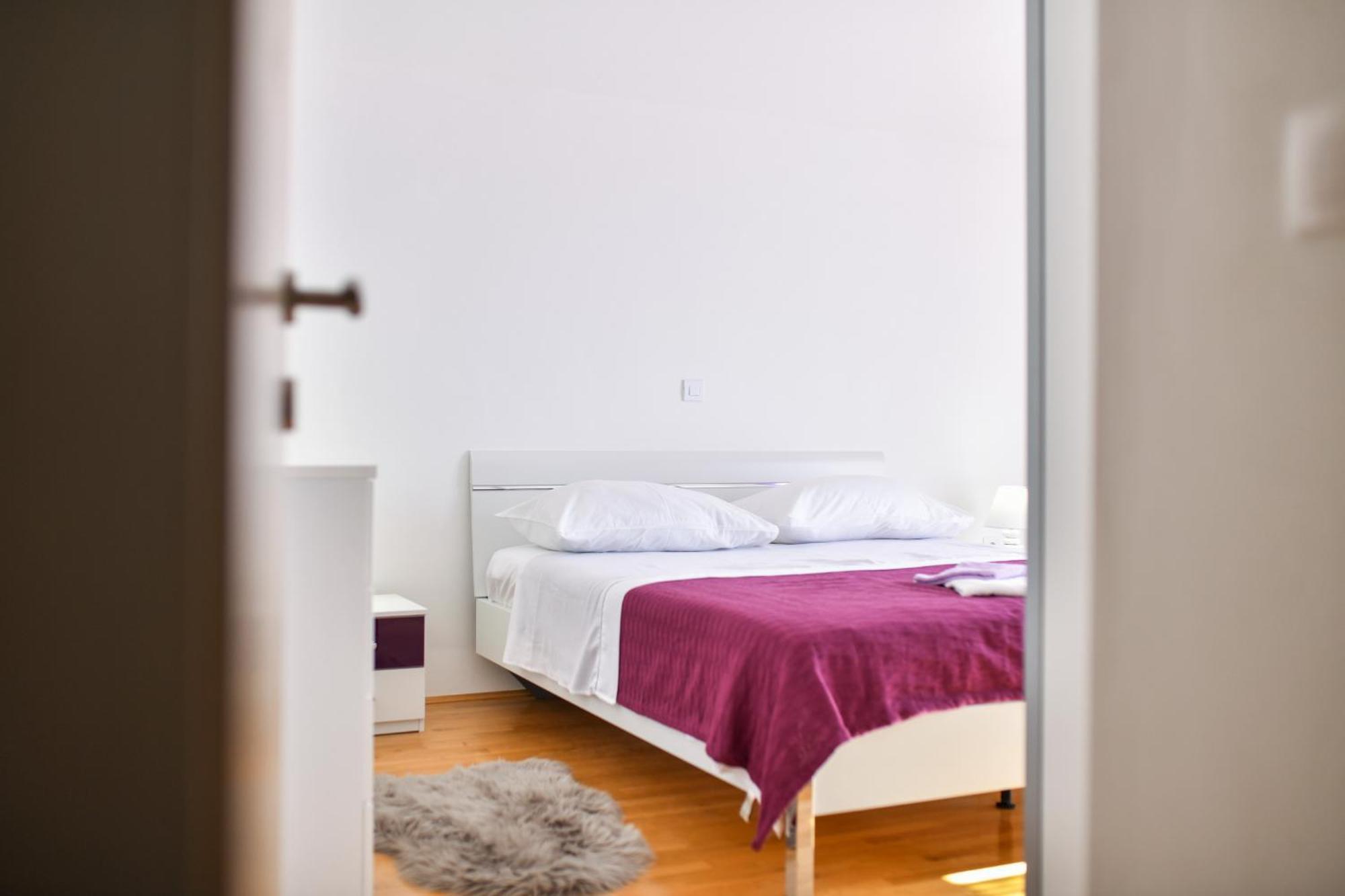 فندق Apartman Novokmet-Crno زادار المظهر الخارجي الصورة
