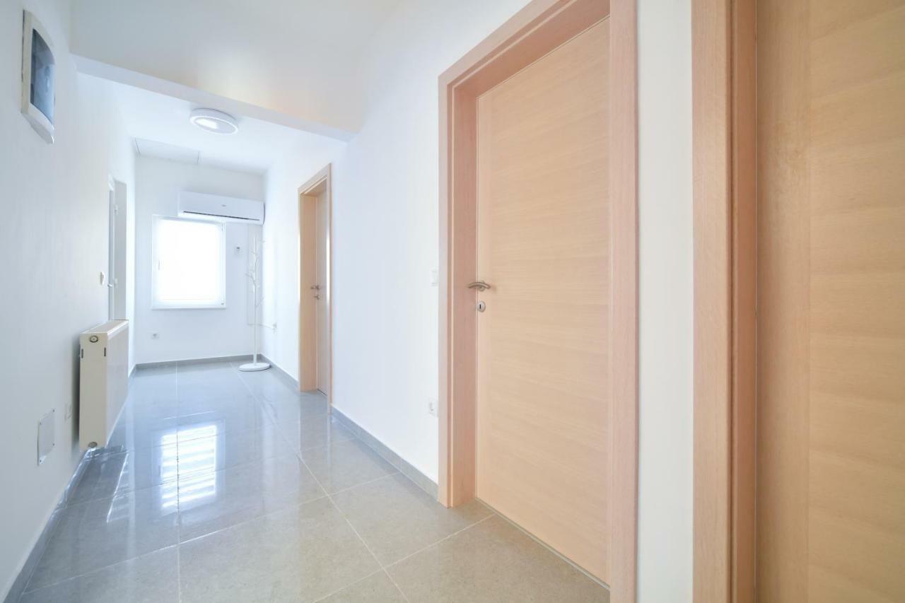 فندق Apartman Novokmet-Crno زادار المظهر الخارجي الصورة